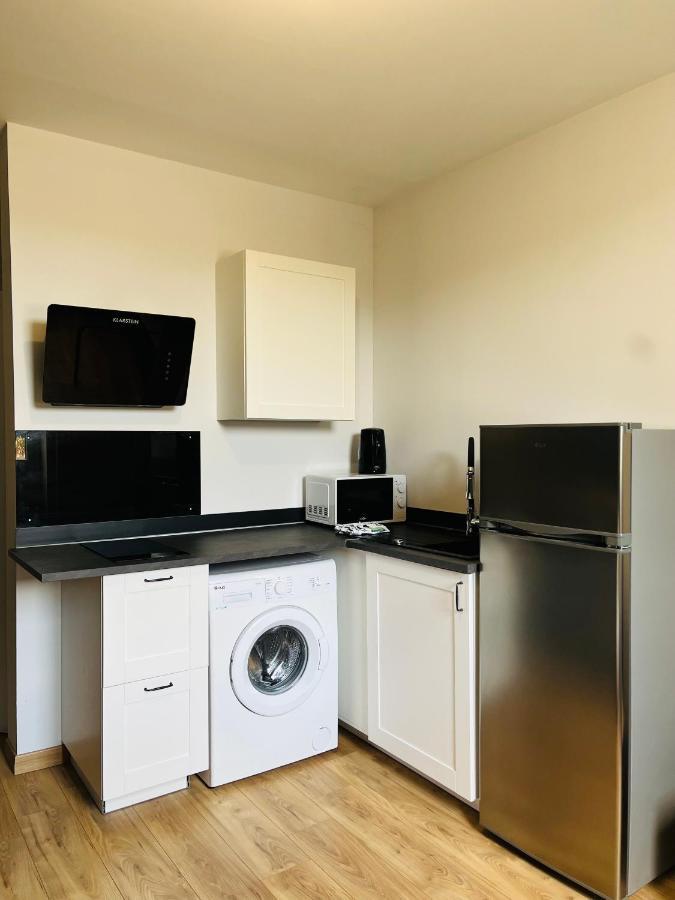 Chez Oma I 1 Appartement Independant Opi I 3 Chambres Privatives Avec Salle D Eau Et Salon Commun Cuisine Commune Wc Commun Patio Commun Avinhão Exterior foto