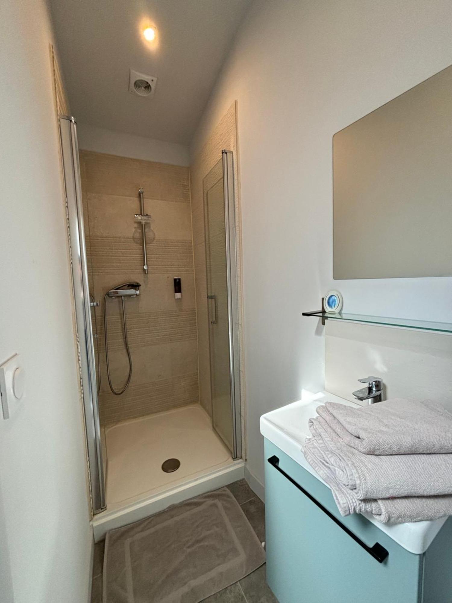 Chez Oma I 1 Appartement Independant Opi I 3 Chambres Privatives Avec Salle D Eau Et Salon Commun Cuisine Commune Wc Commun Patio Commun Avinhão Exterior foto
